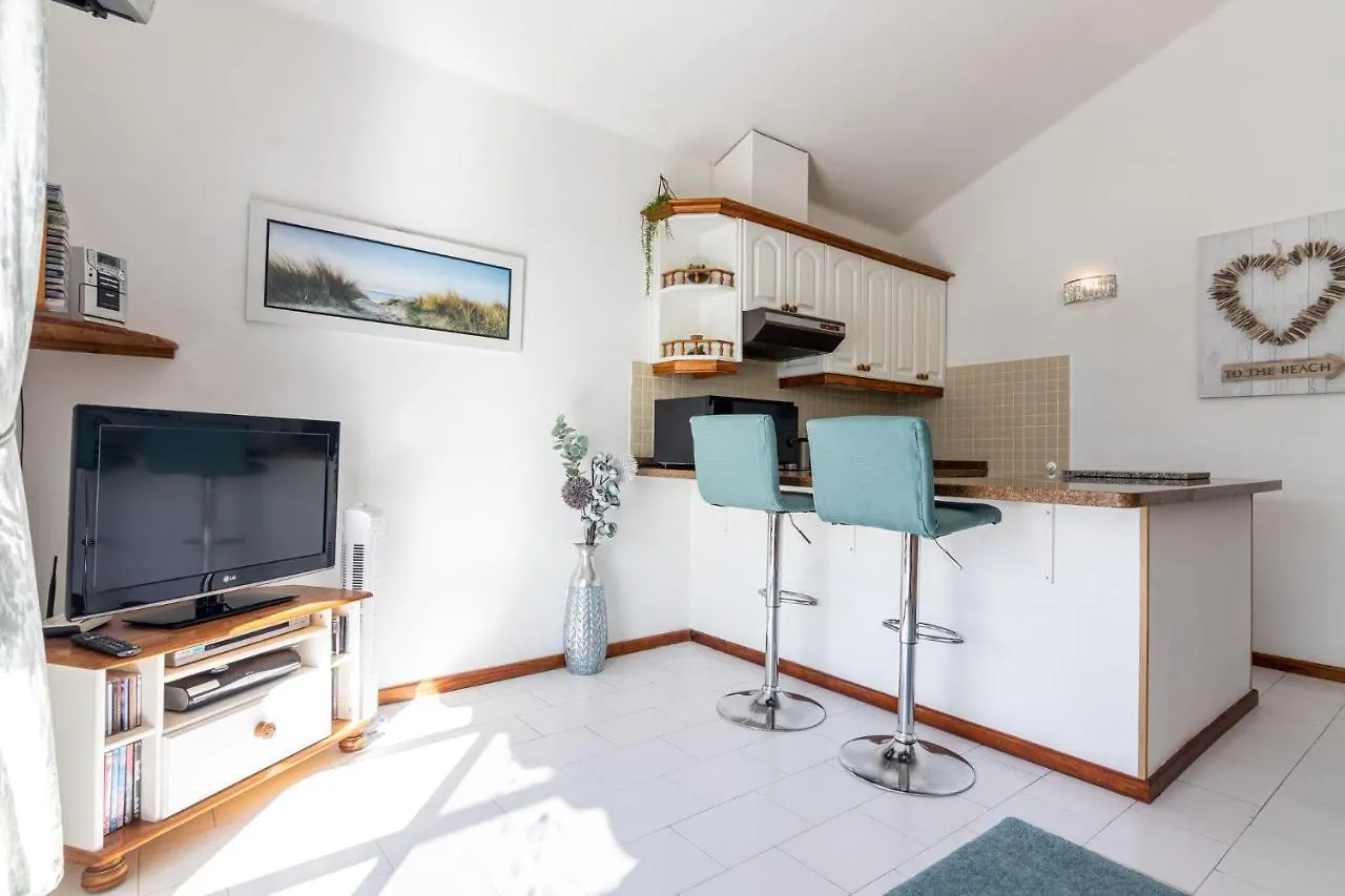 Hannah'S Haven - 1 Bedroom Apt In The Heart Of Puerto Del Carmen Tias Apartment